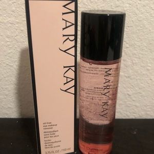 Oil free makeup remover